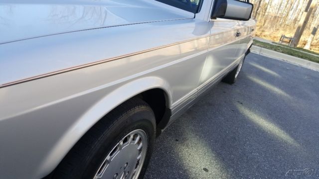 1987 Silver Mercedes-Benz 300-Series