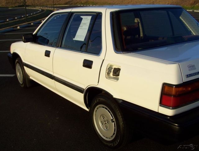 1987 White Honda Civic