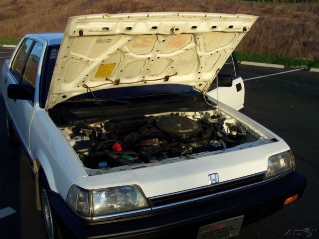 1987 White Honda Civic