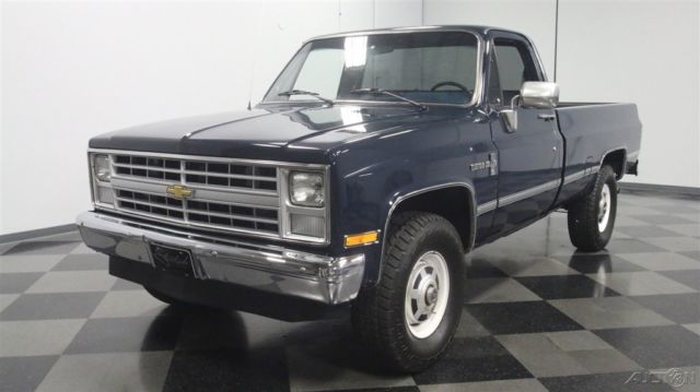 1987 Blue Chevrolet V20