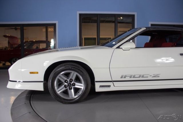 1987 White Chevrolet Camaro