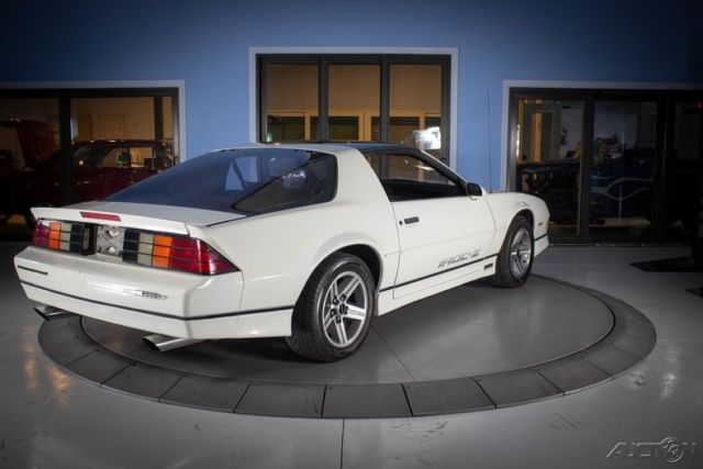 1987 White Chevrolet Camaro