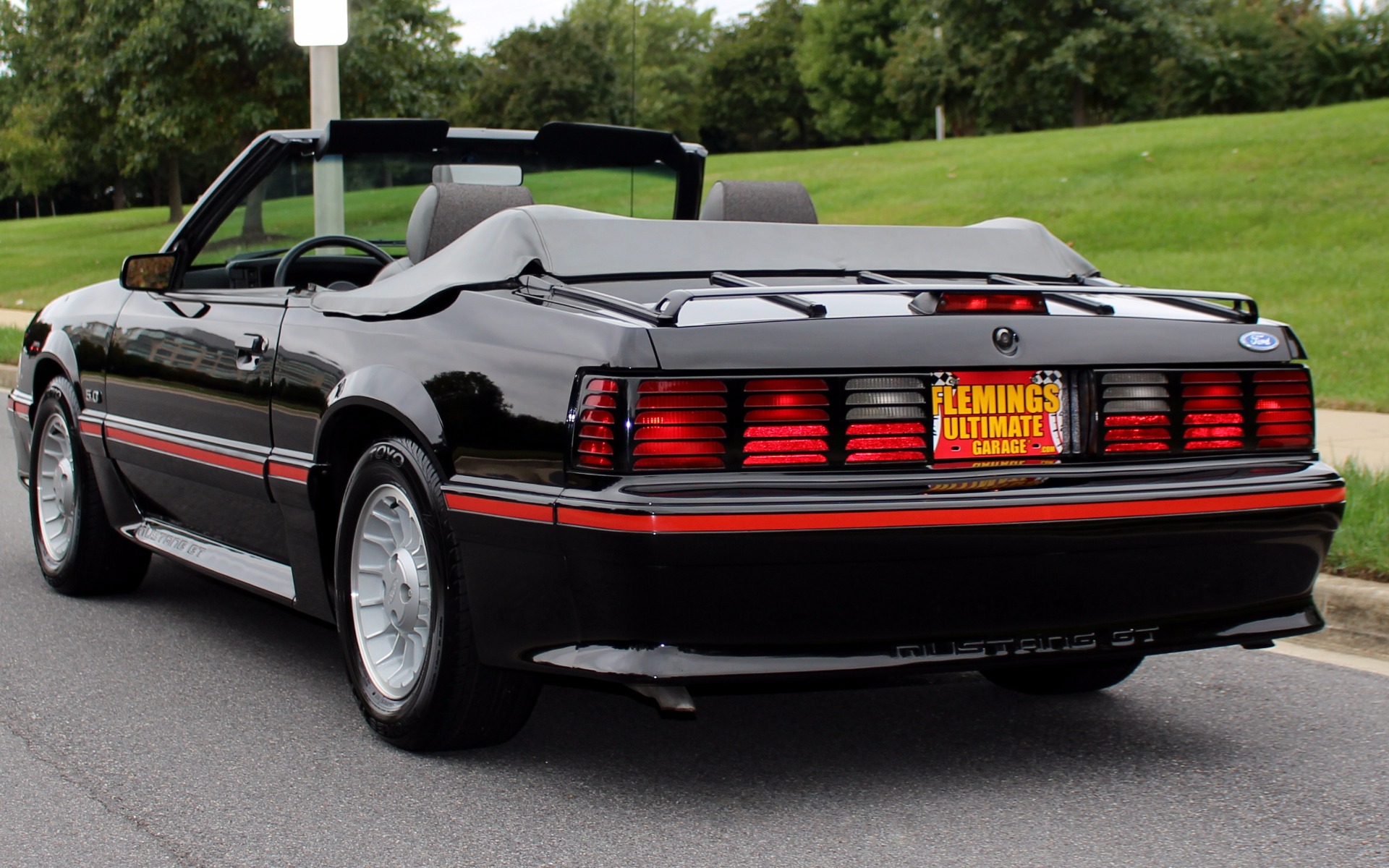 1987 Black Ford Mustang N/A