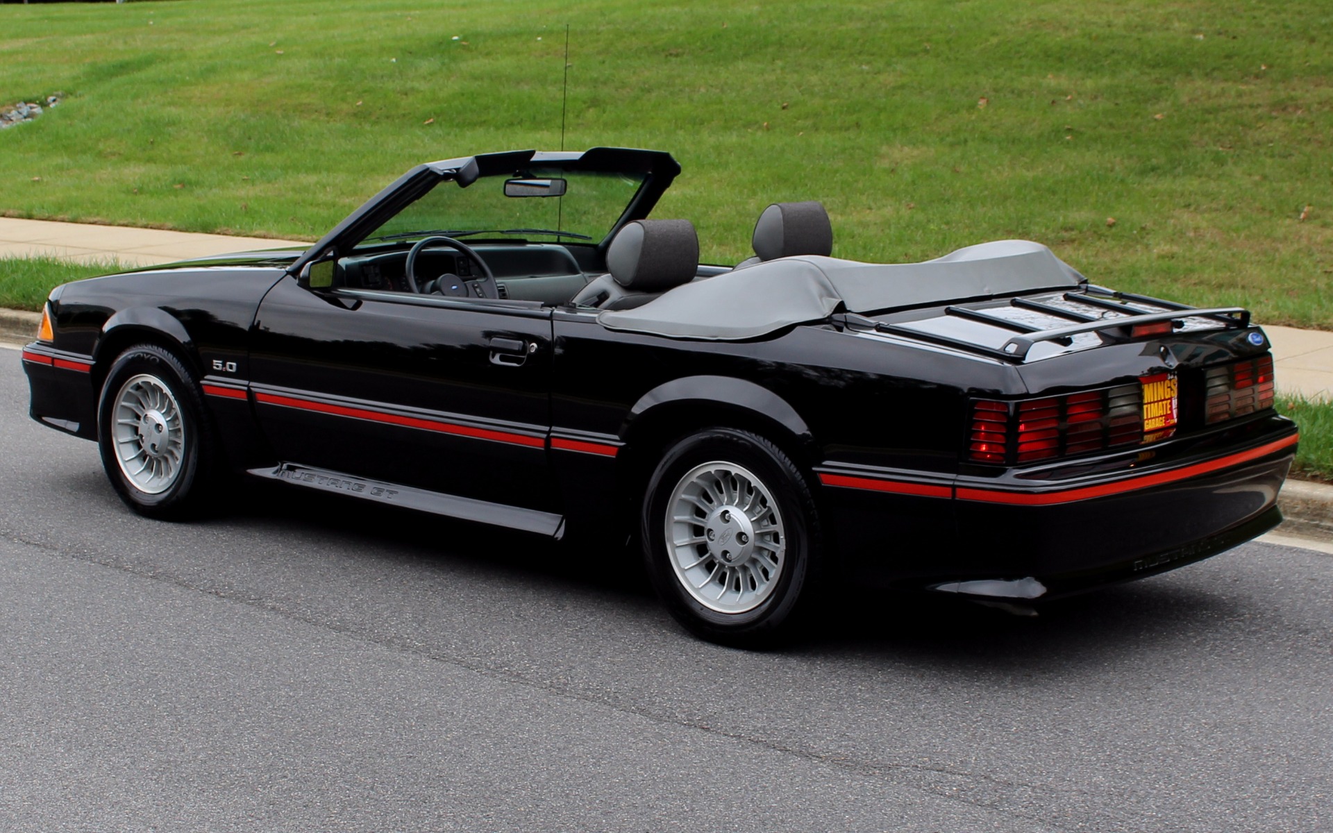 1987 Black Ford Mustang N/A