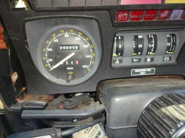 1987 Silver Jaguar XJS Sedan