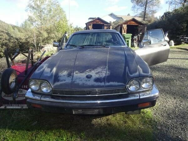 1987 Silver Jaguar XJS Sedan