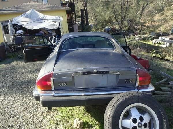 1987 Silver Jaguar XJS Sedan