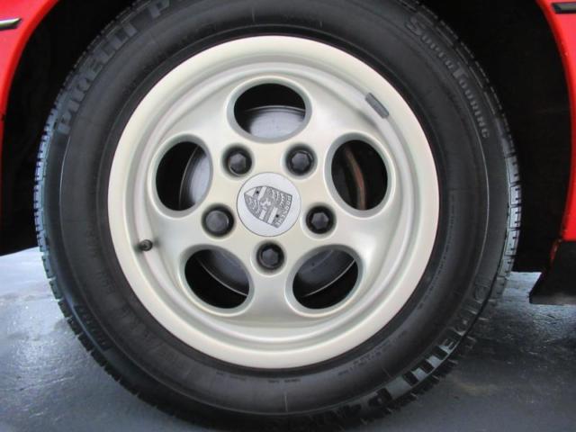 1987 Red Porsche 924 --