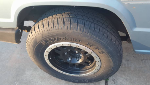 1988 BLUE Mitsubishi Raider SUV