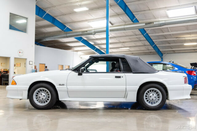 1988 White Ford Mustang Convertible