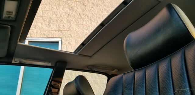 1988 Gray Mercedes-Benz 200-Series