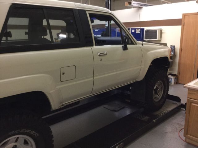 1988 Pearl white Toyota 4Runner SUV