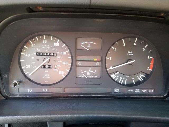 1988 White BMW 5-Series Sedan