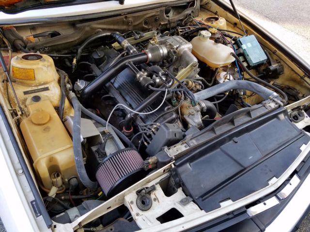 1988 White BMW 5-Series Sedan