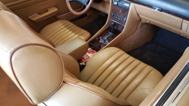 19880000 champagne Mercedes-Benz SL-Class hardtop convertible