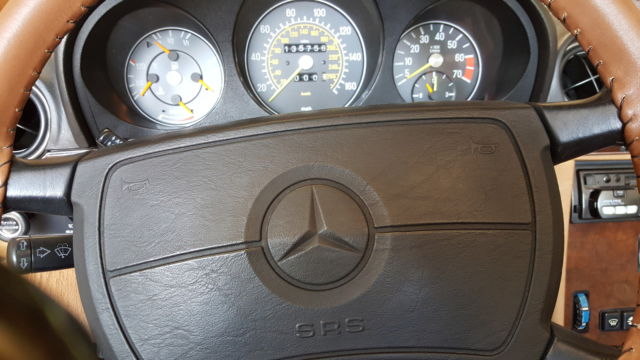 19880000 champagne Mercedes-Benz SL-Class hardtop convertible