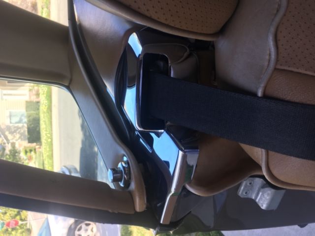 1988 Champagne Mercedes-Benz SL-Class Convertible