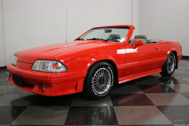 1988 Red Ford Mustang