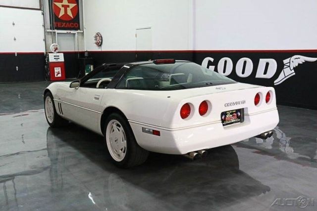 1988 Black Chevrolet Corvette Hatchback