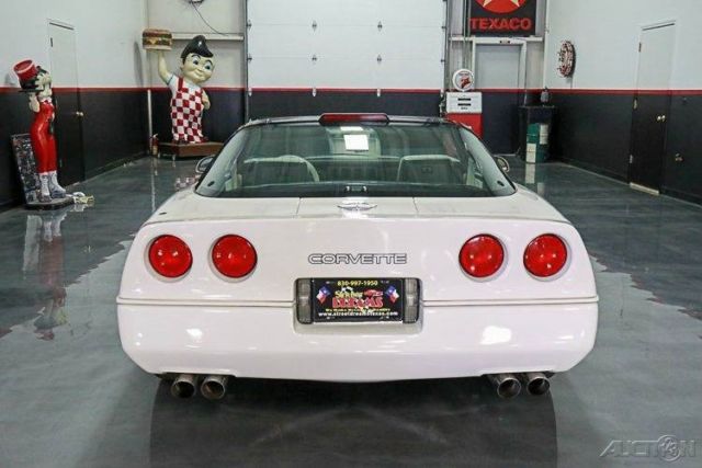 1988 Black Chevrolet Corvette Hatchback