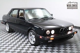 1988 Black BMW M5 Sedan