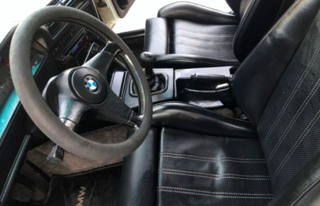 1988 White BMW 3-Series Coupe