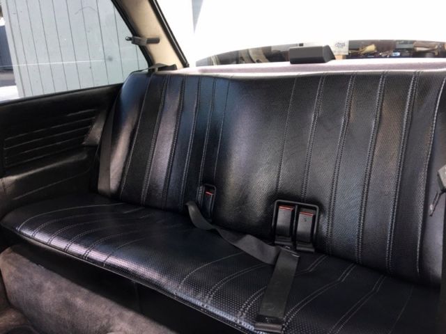 1988 White BMW 3-Series Coupe