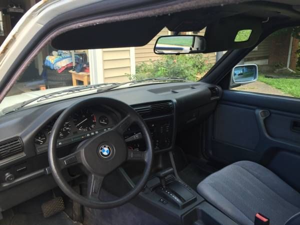 1988 White BMW 3-Series Coupe