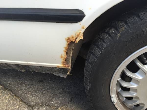 1988 White BMW 3-Series Coupe