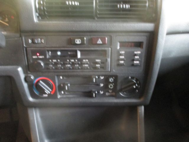 1988 Blue BMW 3-Series Sedan