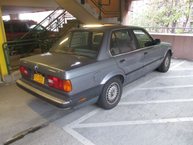 1988 Blue BMW 3-Series Sedan