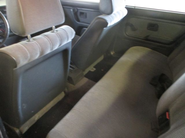 1988 Blue BMW 3-Series Sedan