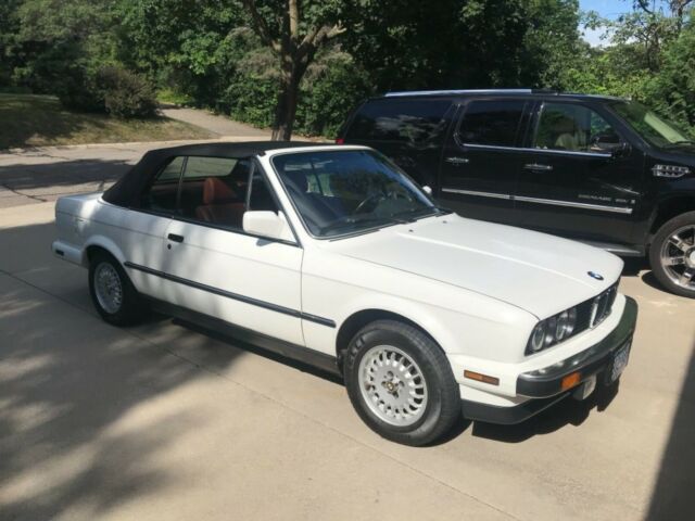 1988 White BMW 3-Series Convertible