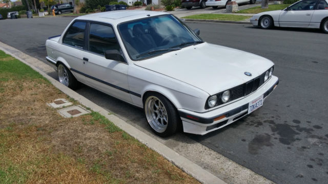 1988 white BMW 3-Series Coupe