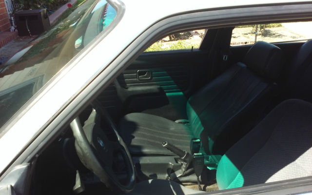 1988 white BMW 3-Series Coupe