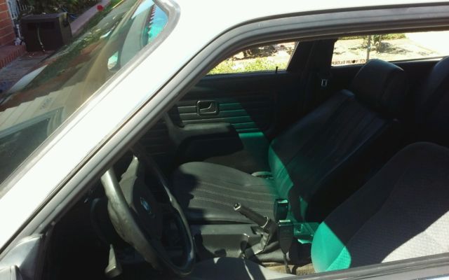 1988 white BMW 3-Series Coupe