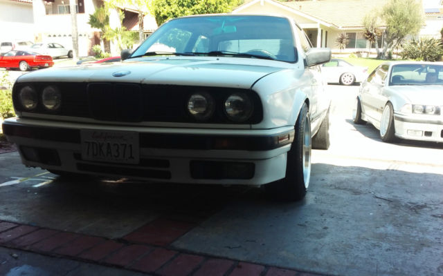 1988 white BMW 3-Series Coupe