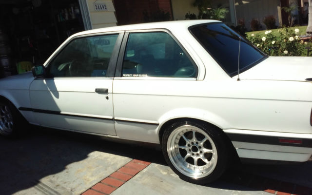 1988 white BMW 3-Series Coupe