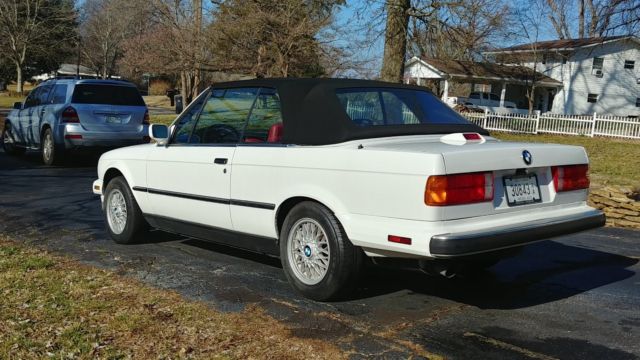 1988 White BMW 3-Series