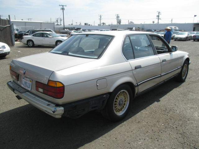 1988 Gold BMW 7-Series Sedan