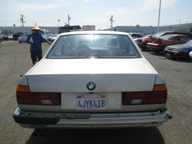 1988 Gold BMW 7-Series Sedan