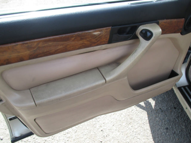 1988 Gold BMW 7-Series Sedan