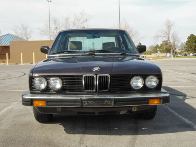 1988 Brown metalic BMW 5-Series Sedan