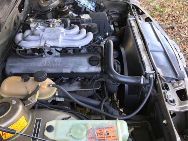 1988 Brown BMW 528e Sedan