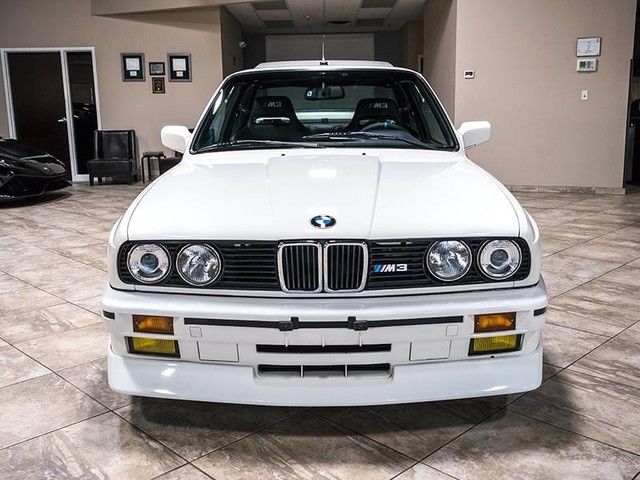 1988 White BMW M3 Coupe