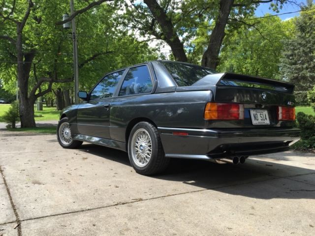 1988 Diamondschwarz Metallic BMW M3 Coupe