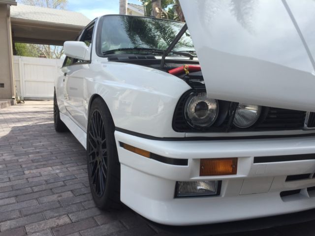 1988 White BMW M3 Coupe