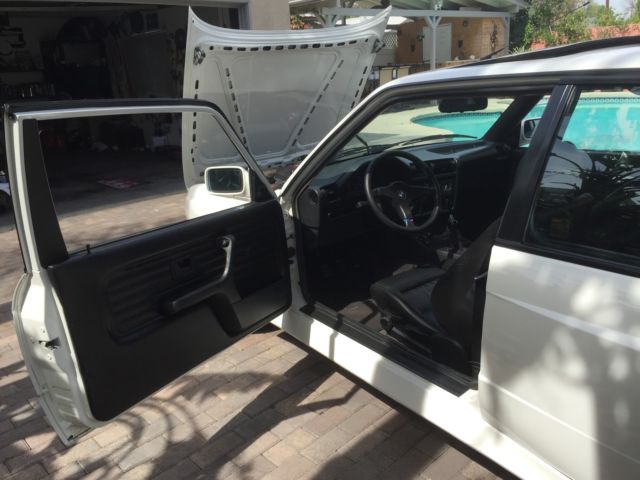 1988 White BMW M3 Coupe