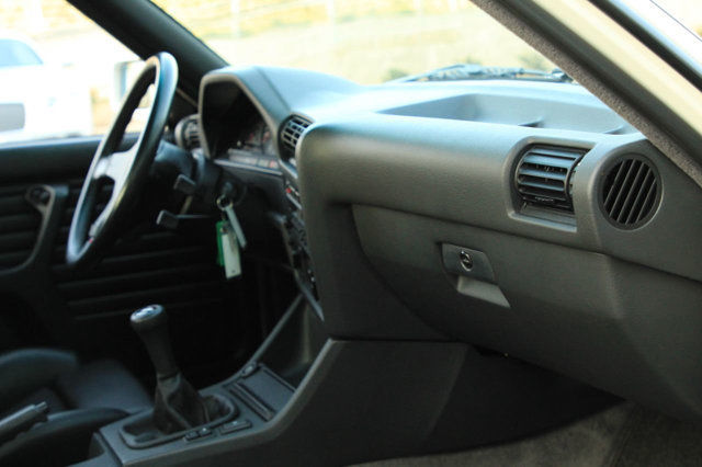 1988 White BMW M3 Coupe