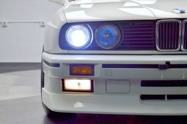 1988 White BMW M3 Coupe